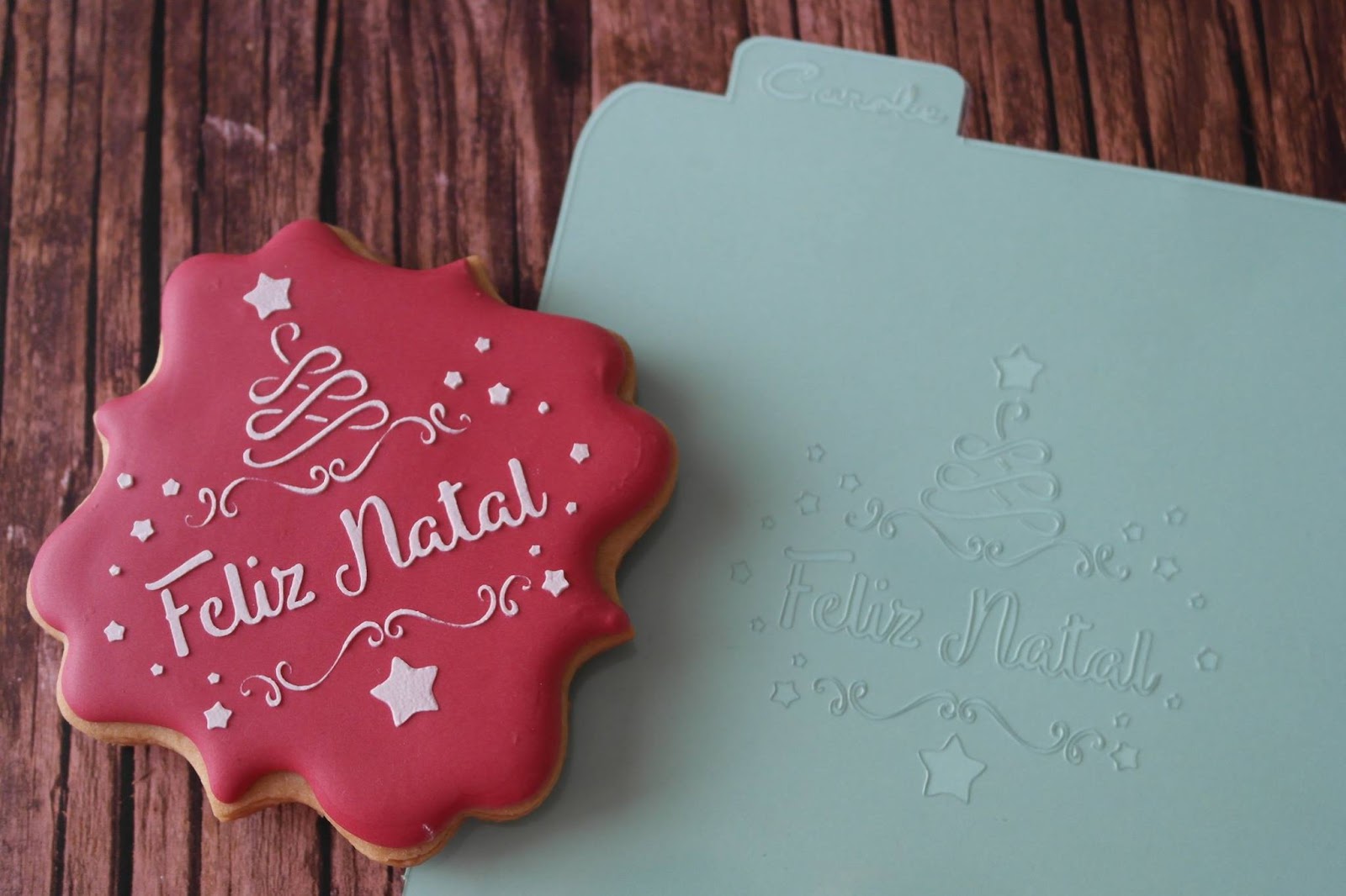 3 ideias de como decorar biscoitos de natal com estêncil